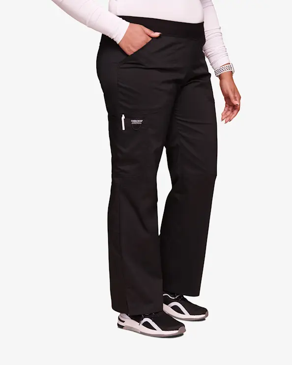 Cherokee Revolution housut lyhyet WWE110P Musta