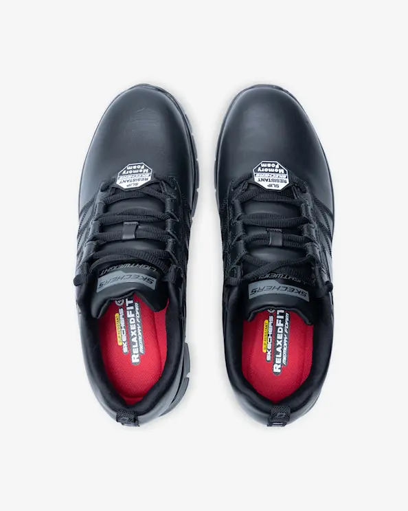 Skechers Sure Tack Erath Slip-on Sneaker Rymlig Svart