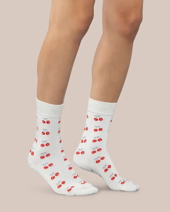 Valkoinen sukka bambua Körsbär