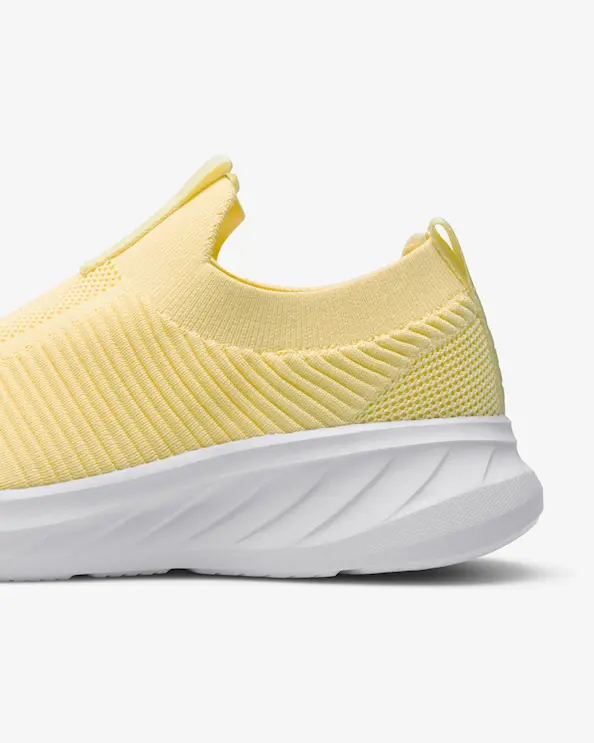 Beez Remedy Slip-on Sneaker Yellow