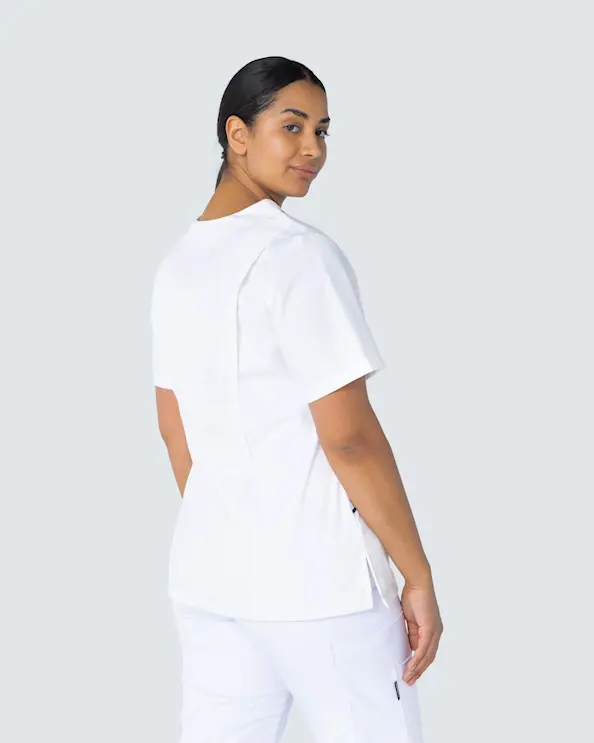 Almedahls Hvid/Blå Bluse med v-hals Dame