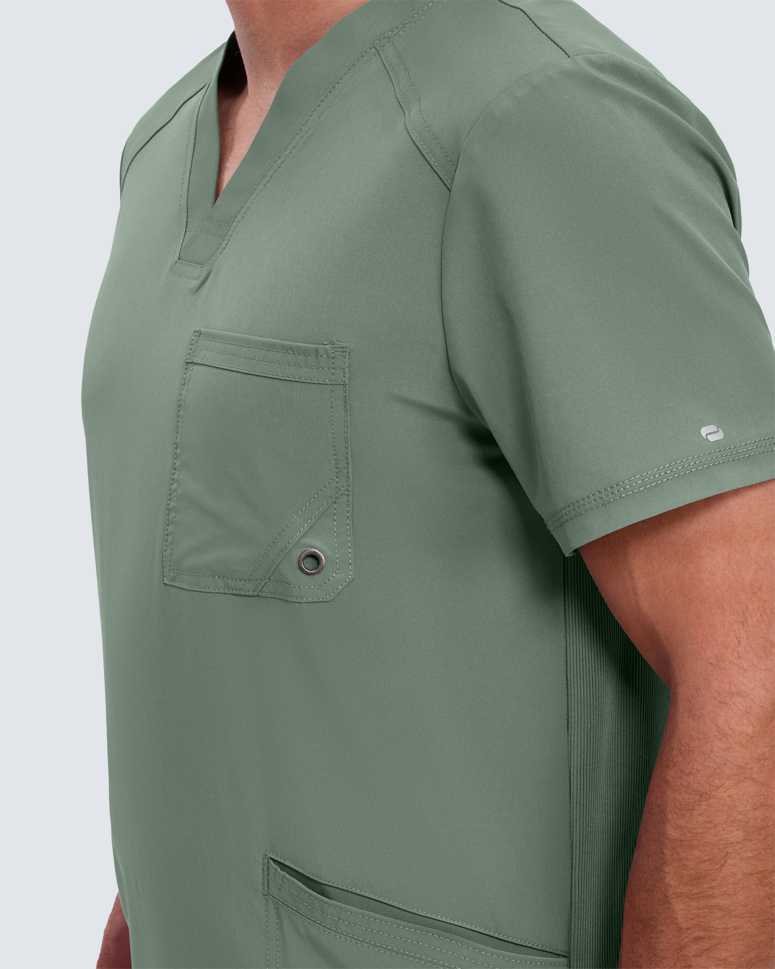 Infinity Bussarong CKE900A Olivgrön