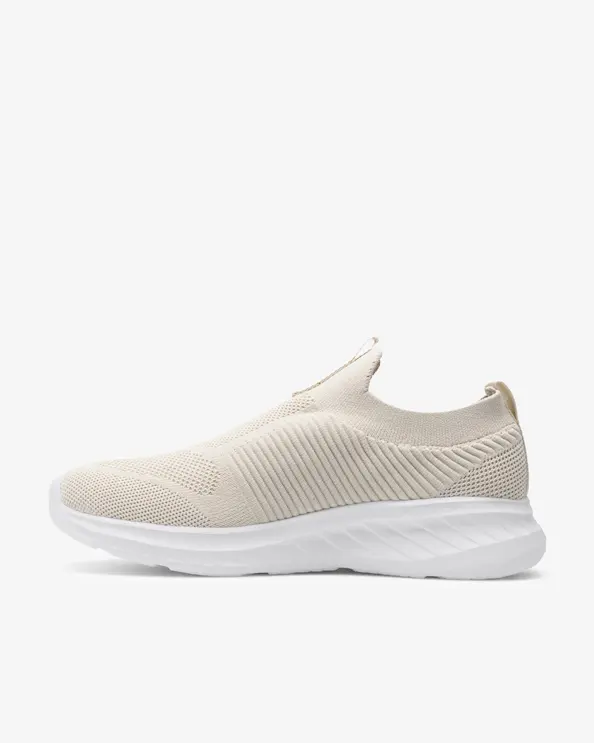 Beez Remedy Slip-on Sneaker Beige