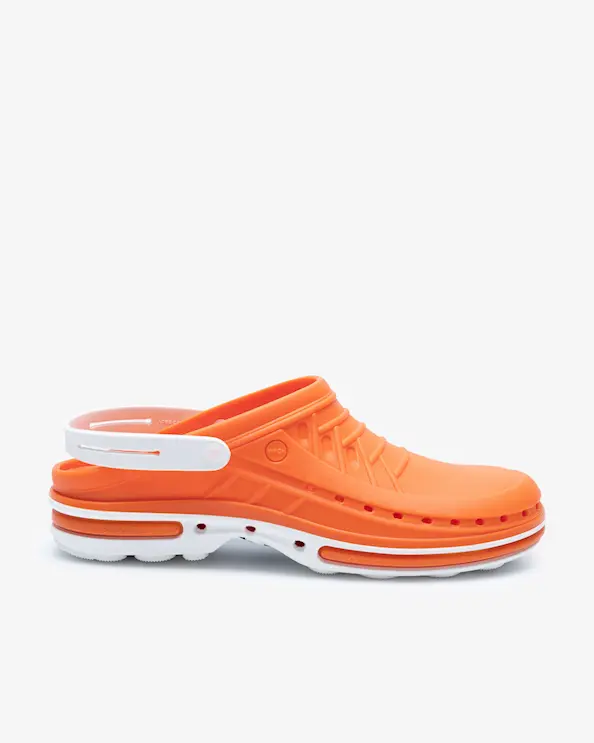 Wock Clog Orange w/ Strap Hygieniakenkä
