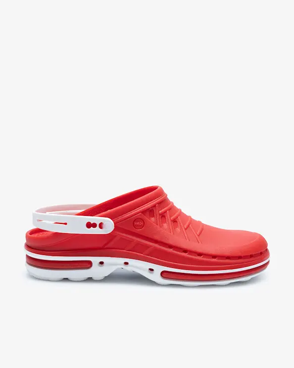Wock Clog Red w/ Strap Hygieniakenkä