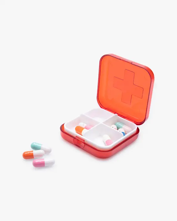 Lääkerasia, neljä lokeroa