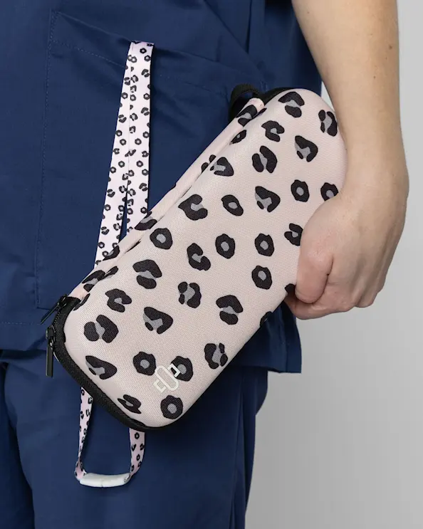 Stetoskopfodral Rosa Leopard