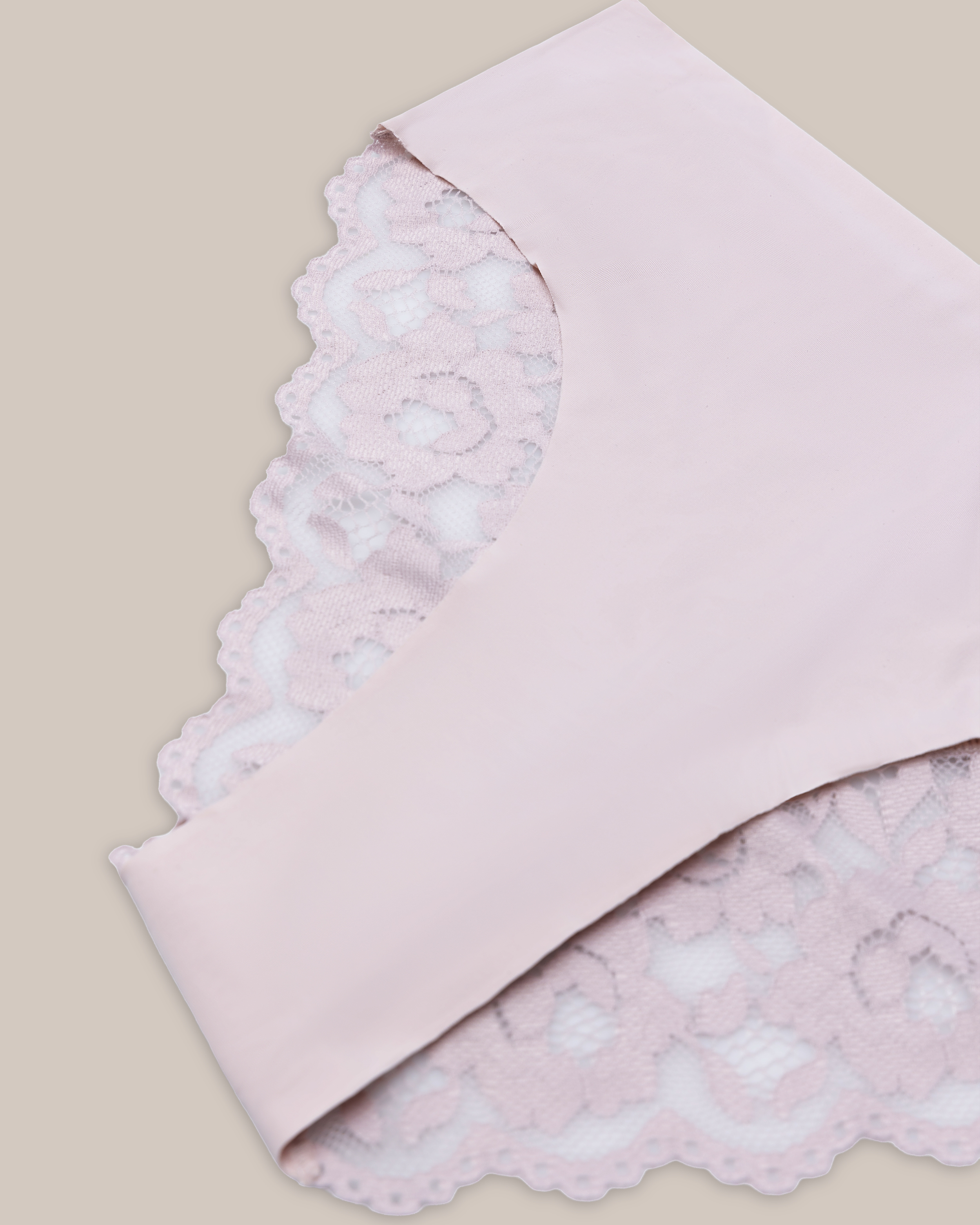 Brazilian trusse Eve med blonder laserskåret Pink