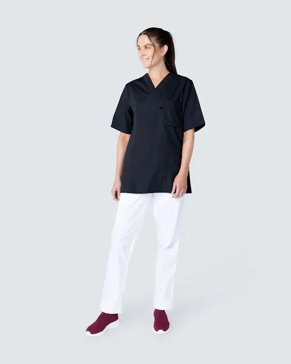 Segers Domestik Musta Tunika Unisex