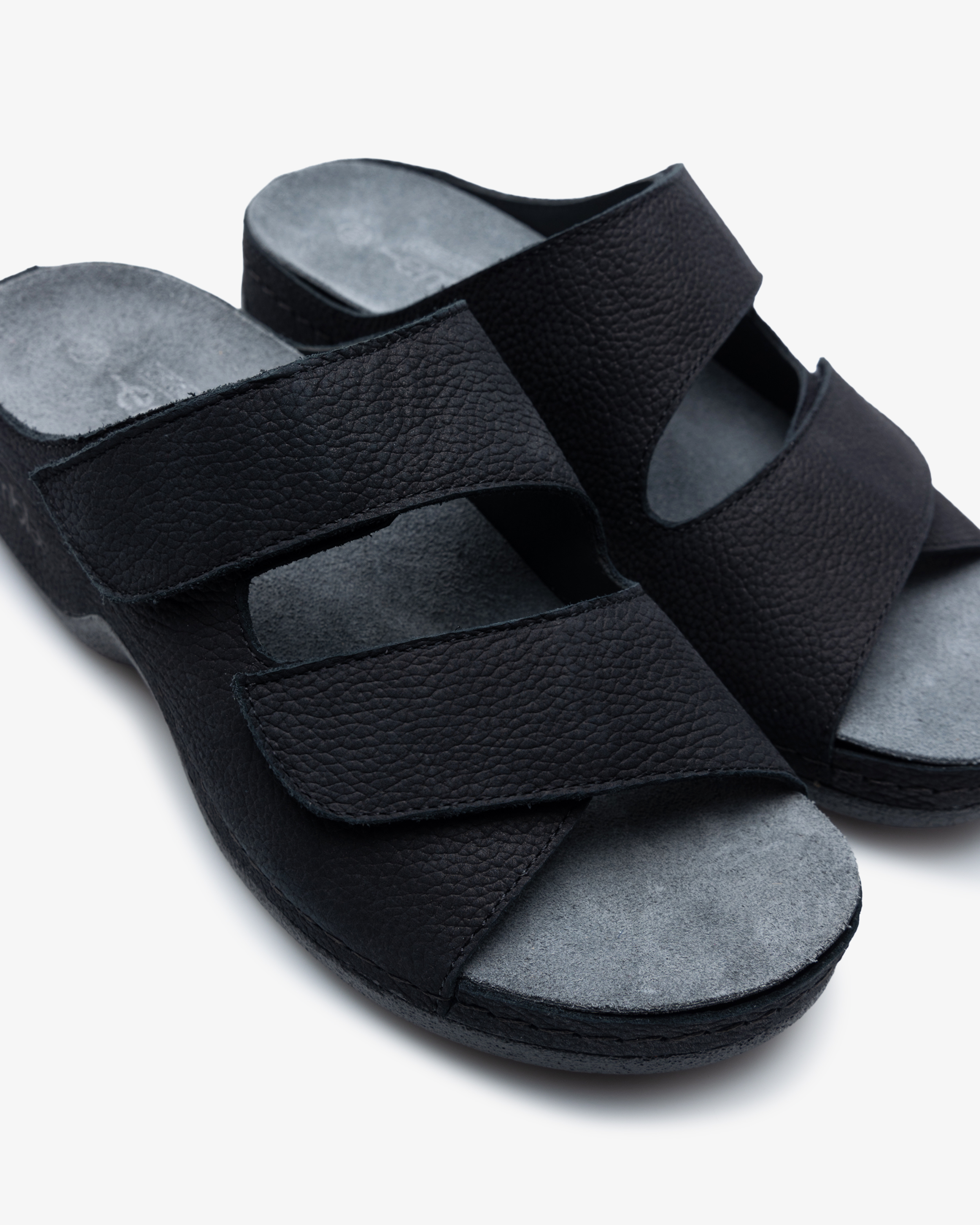 2050 – Embla Damesandal Ergoflex Svart matt