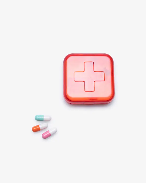 Lääkerasia, neljä lokeroa