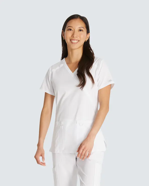 Dickies Essentials Mock Wrap Top DKE625 Hvit