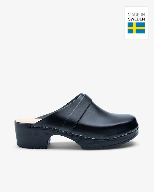 Perinteiset Mustat Mattapintaiset Työkengät, Mustat Pohjat