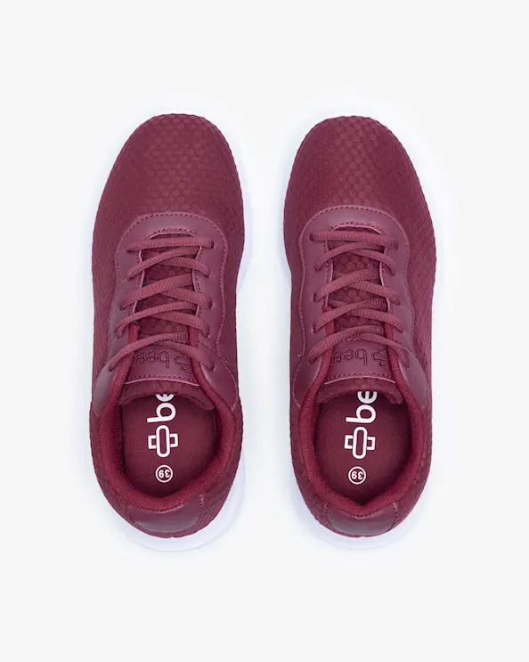 Beez Classic Burgundy Sneakers