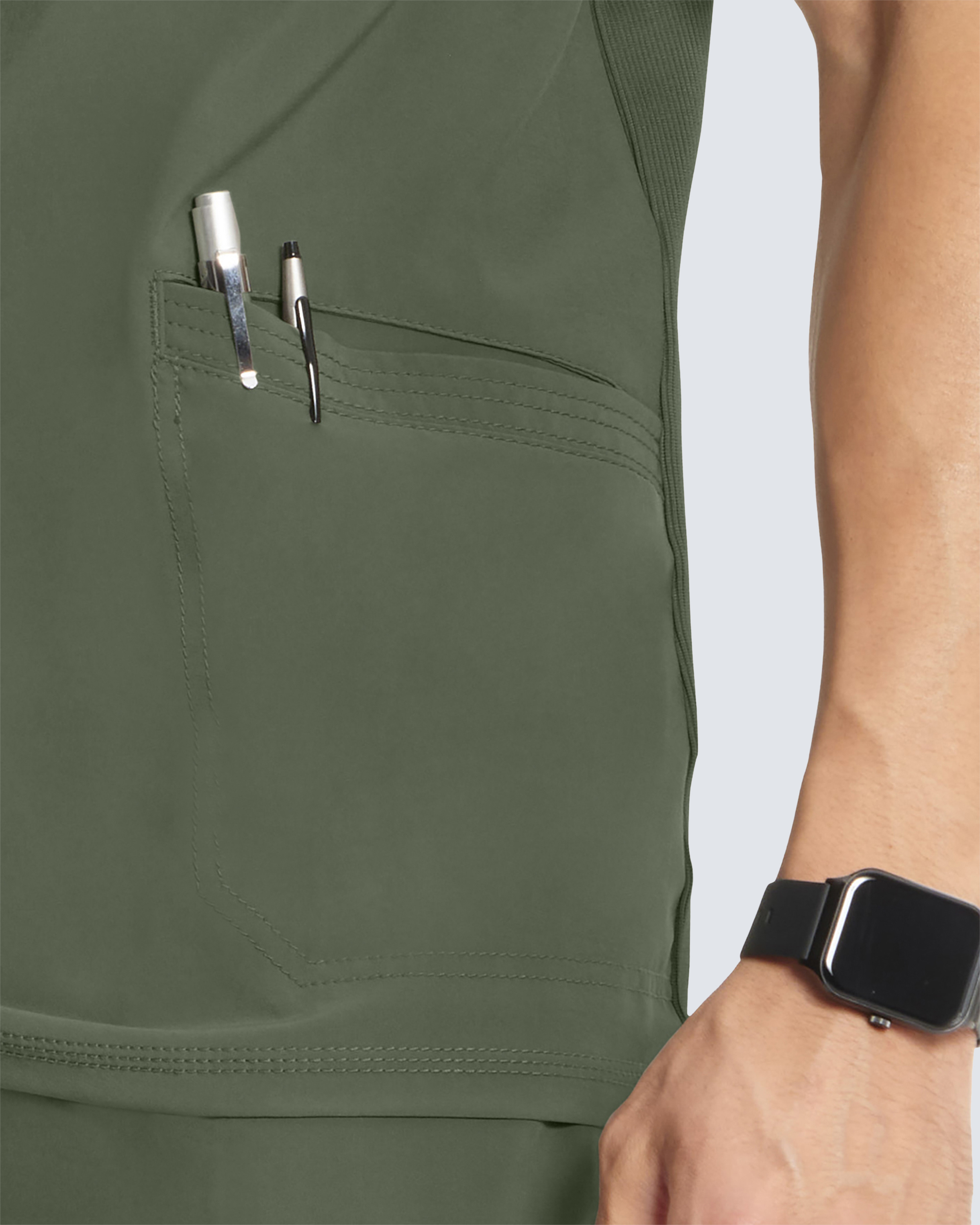 Infinity Bussarong CKE900A Olivgrön