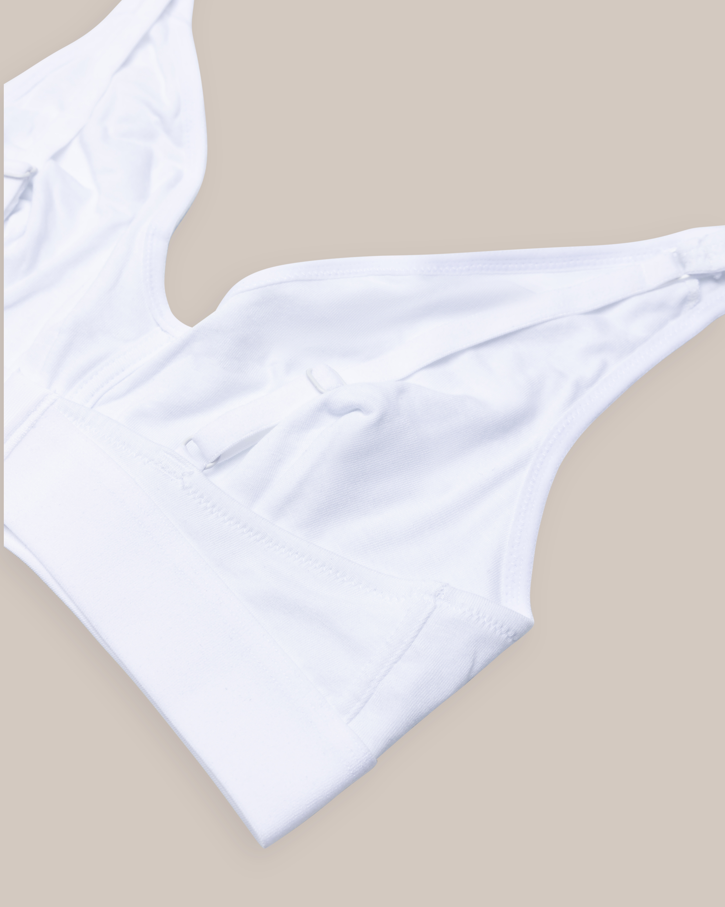 Mustat rintaliivit bambua Ellen Valkoinen